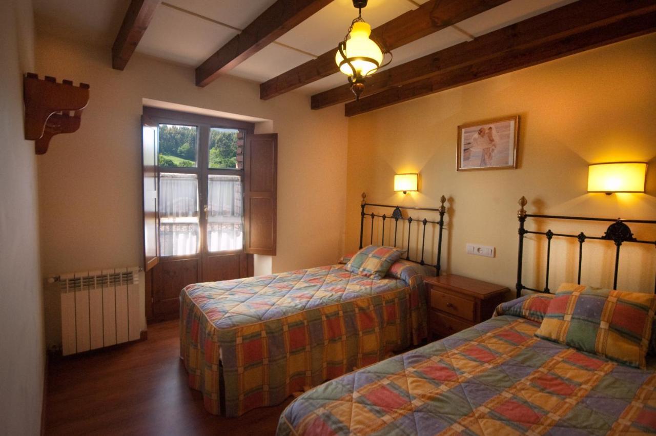 Apartamentos El Cueto De Los Collado Villanueva de Pria Bagian luar foto