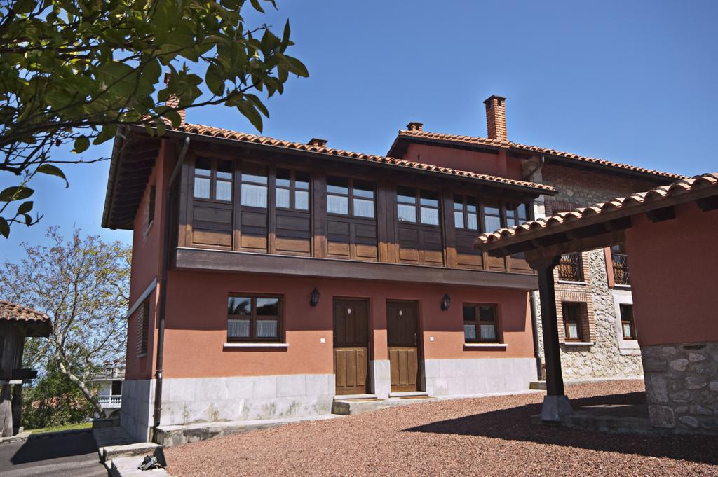 Apartamentos El Cueto De Los Collado Villanueva de Pria Bagian luar foto