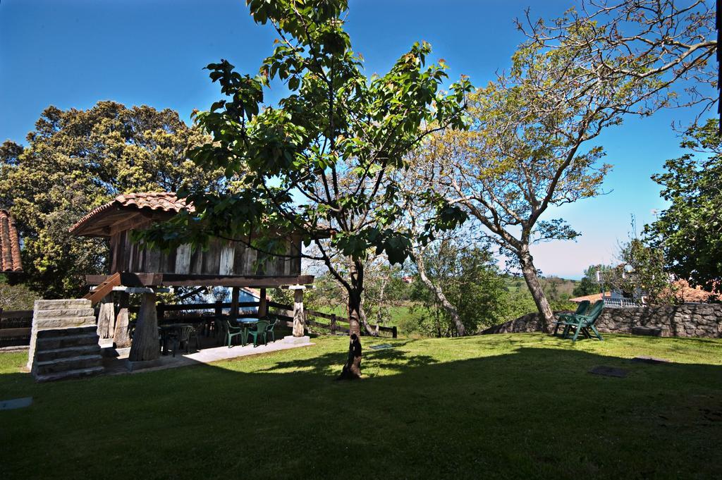 Apartamentos El Cueto De Los Collado Villanueva de Pria Bagian luar foto