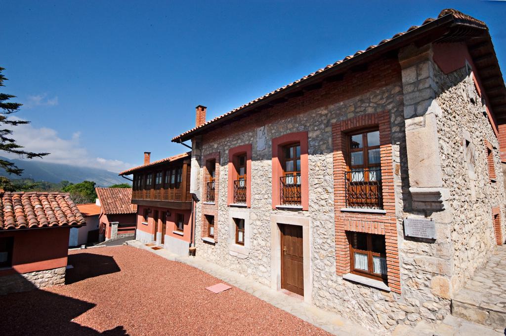 Apartamentos El Cueto De Los Collado Villanueva de Pria Bagian luar foto